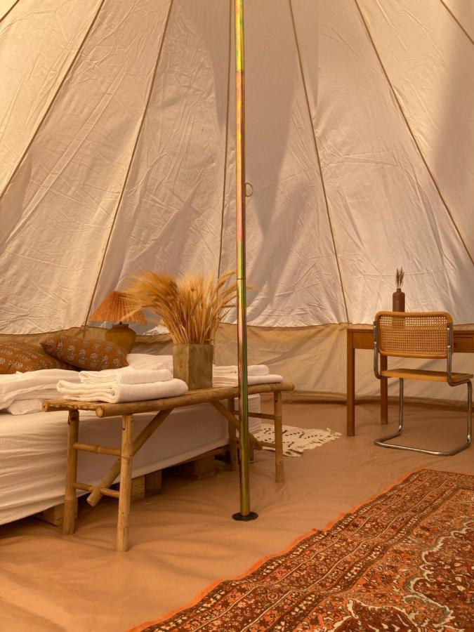 Bådsted Camping Hotell Gudhjem Exteriör bild